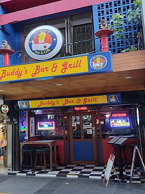 Soi 8 Exterior-3 400 x 300 Buddy's Bar & Grill Bangkok - Soi 8